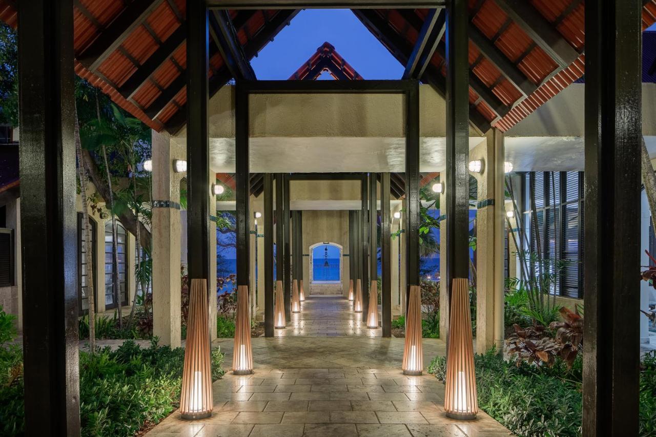 Carambola Beach Resort St. Croix, Us Virgin Islands Fountain Dış mekan fotoğraf